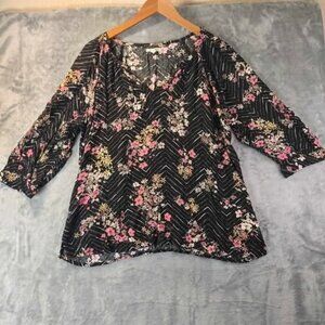 Maurices Womens L Black Floral Top 3/4‎ Sleeve Rayon Chevron Boho Cottage Blouse